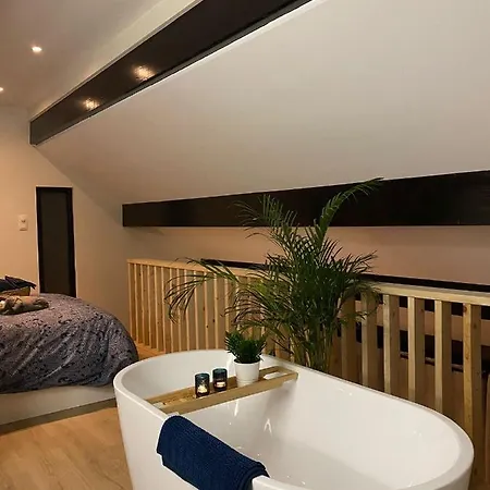 Cocooning Near Dinant 300m From River Meuse Casa de Férias Blaimont